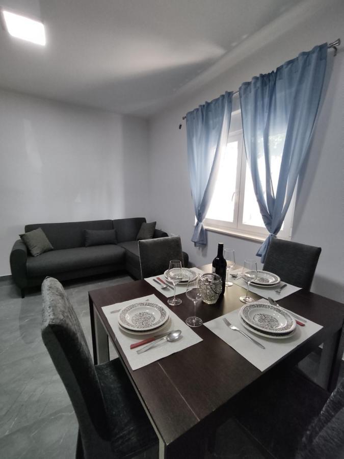 Apartman Lu Есенице Экстерьер фото