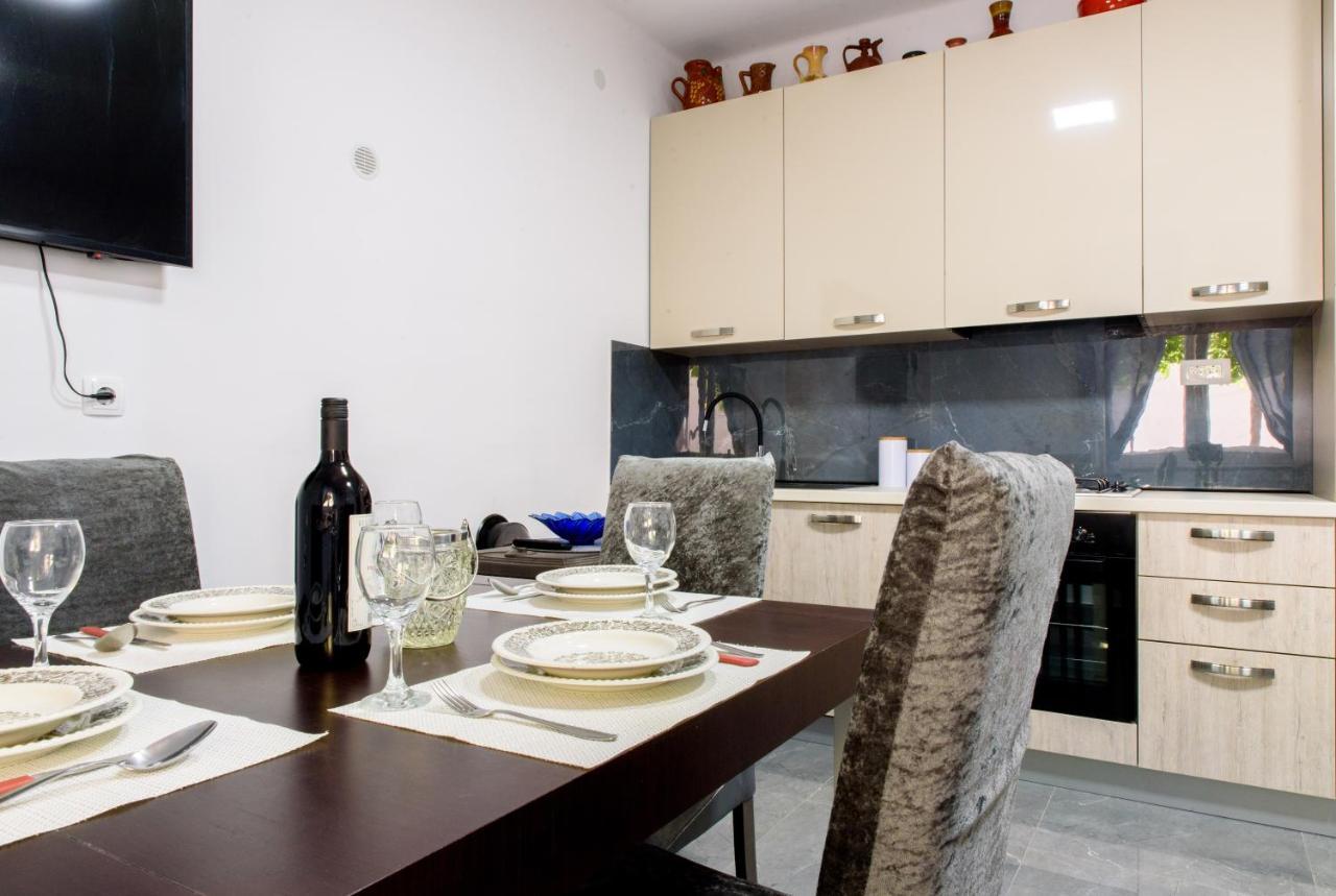 Apartman Lu Есенице Экстерьер фото