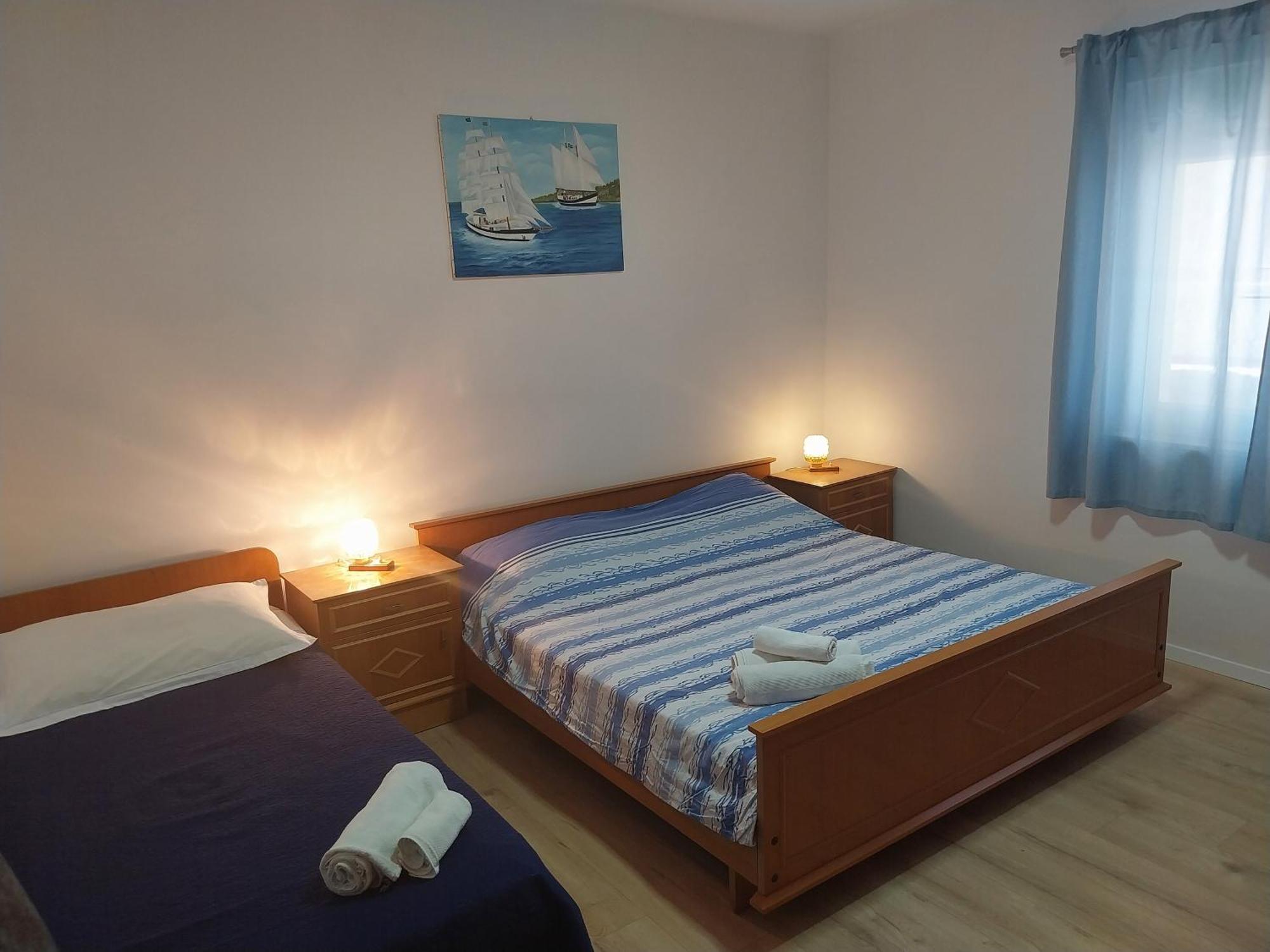 Apartman Lu Есенице Экстерьер фото